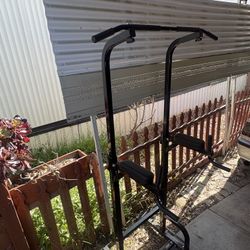 Dip Bar Pull Up Bar