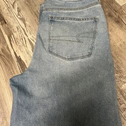 American Eagle Women's Stretch Blue Mom Jeans.