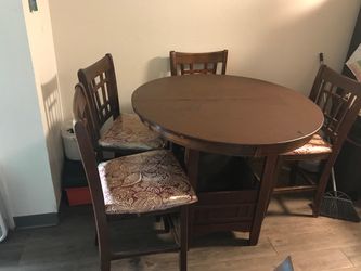 Round Wood Dining Table with 4 Chairs