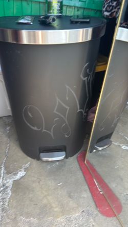 Lamps trashed cans