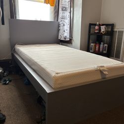 IKEA Like New Twin Bed With Mattress