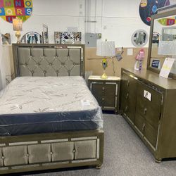 Full Size Bedframe Set $799