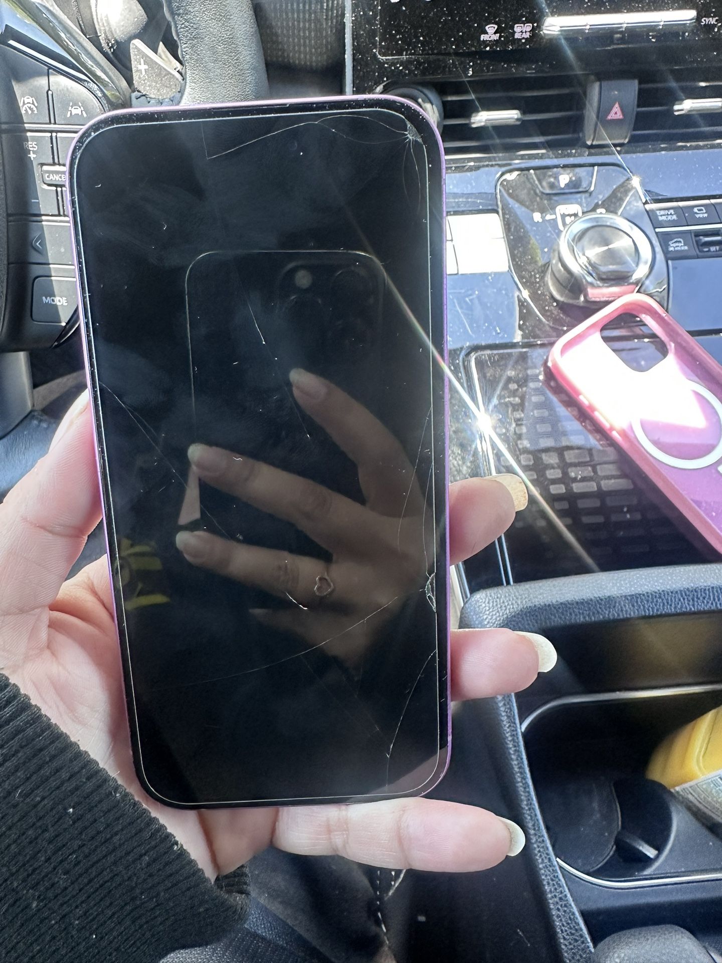 iPhone 16