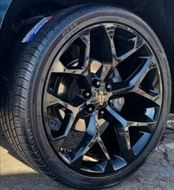 22” Chevy Silverado GMC Sierra Replica Wheels & Tires Tahoe Yukon Escalade Suburban Rines Y