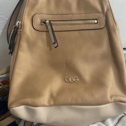 GBG small beige bagpack 