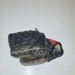 Rawlings Baseball Glove  Size 11 ½ Right Hand