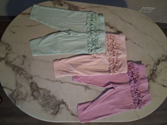 3 Pairs of Carters 3-6m Ruffle Pants