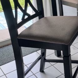 Table and 4 Chairs 