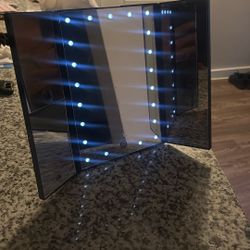 Stand Up Or Help Mirror With Lights 