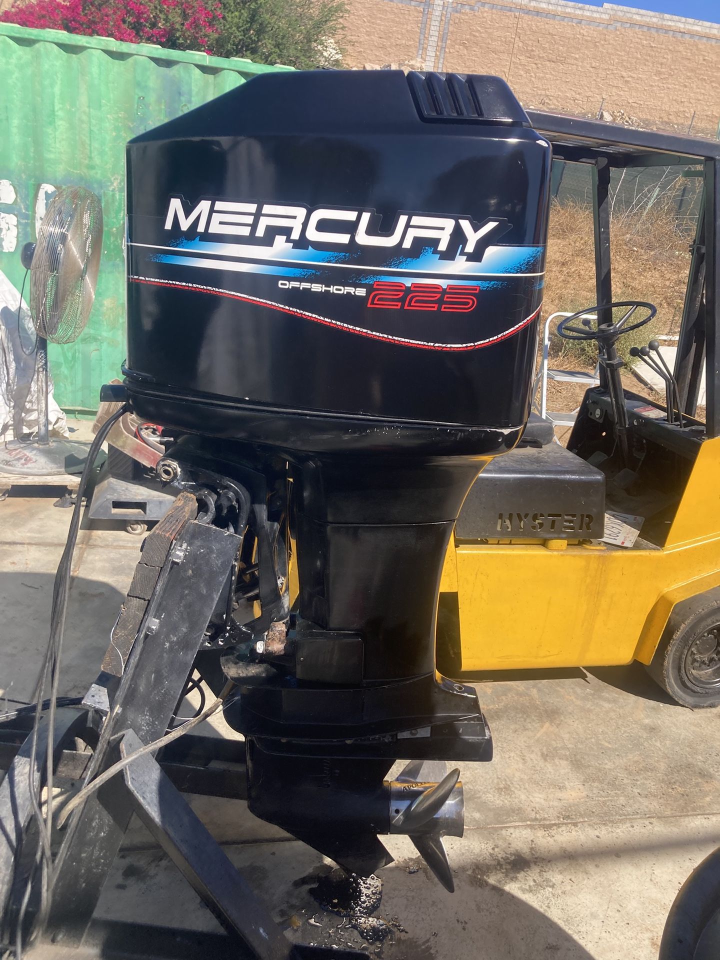 1997 225 Mercury EFI outboard
