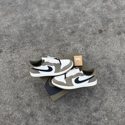 Jordan 1 Low Olive Size 10 Men Brand New