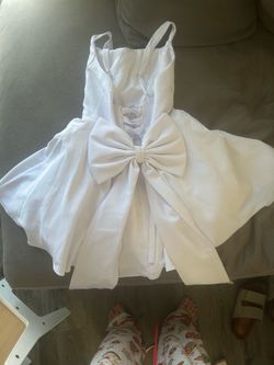 Bridal shower dress with bow NWT