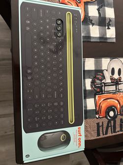 Wireless keyboard and mouse combo