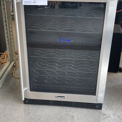 Magic Chef Refrigerator 