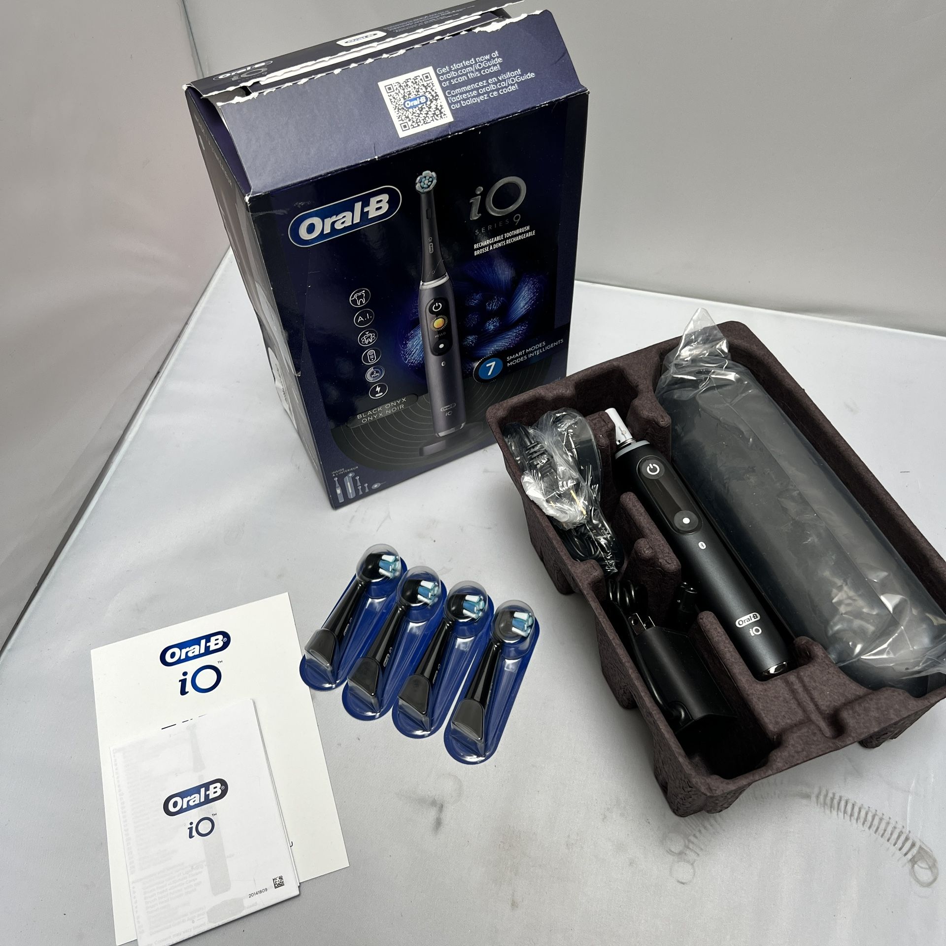 Oral-B iO Series 9 Electric Toothbrush w/ 3 Replacement Brush Heads