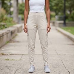 Athleta Chelsea Cargo Lined Pants Womens Stretch Beige Trail Hiking Minimalist 4