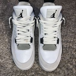 Air Jordan 4 ‘Military Black’ (10.5)