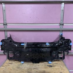 2022 Honda civic hatchback rear body panel w/out center exhaust OEM
