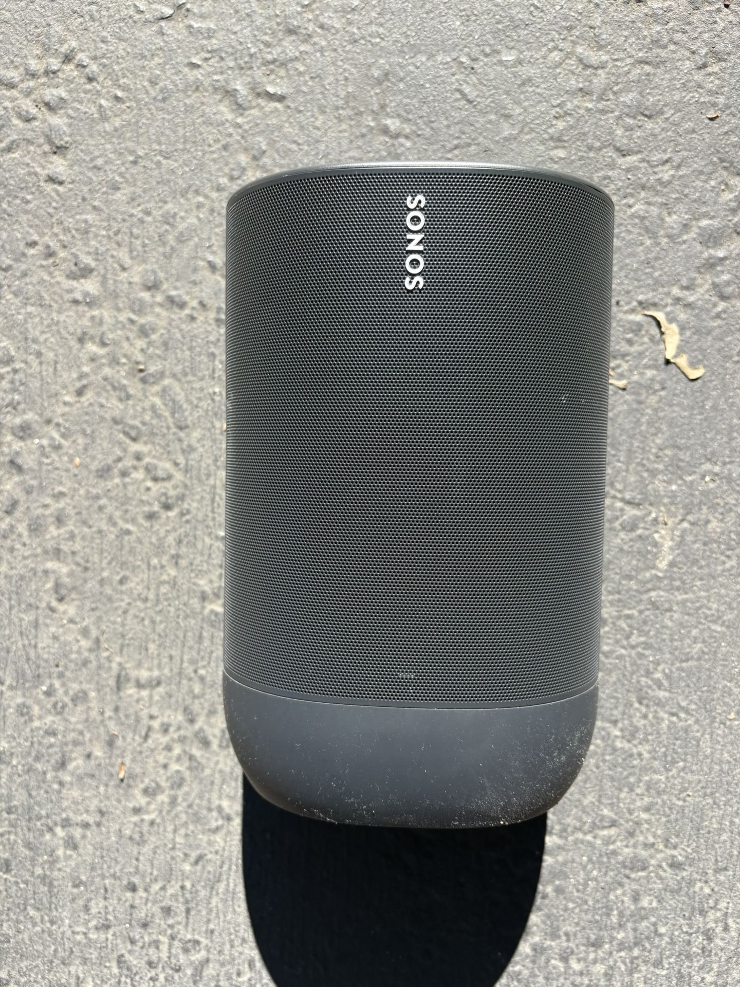 Black Sonos Move 