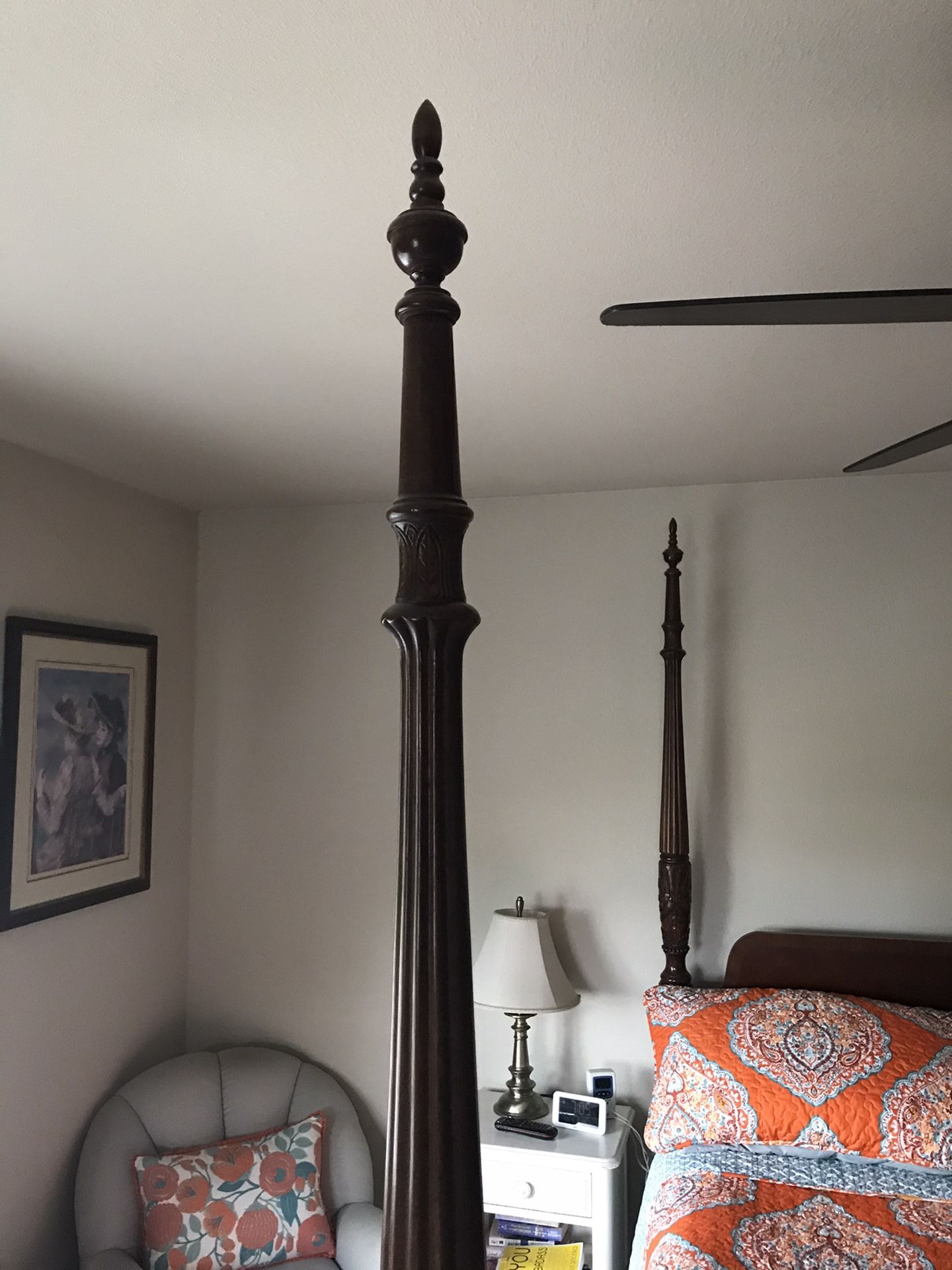 Queen bed frame almost new