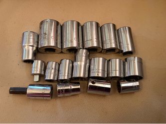 Sockets 14 various sizes