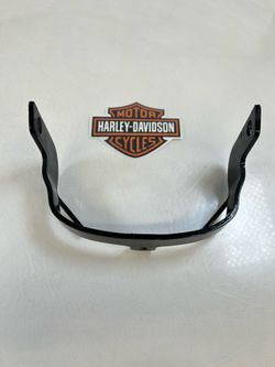 HARLEY DAVIDSON REAR FENDER SUPPORT 59673-04A SPORTSTER XL1200 883. SM9KNT0371