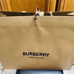Burberry shopping bag