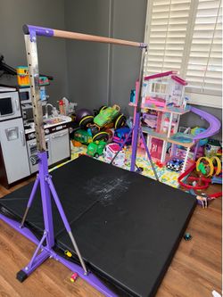 Gymnastics Bar and Mat, 35" to 60" Adjustable Height, 4FT Wide Base