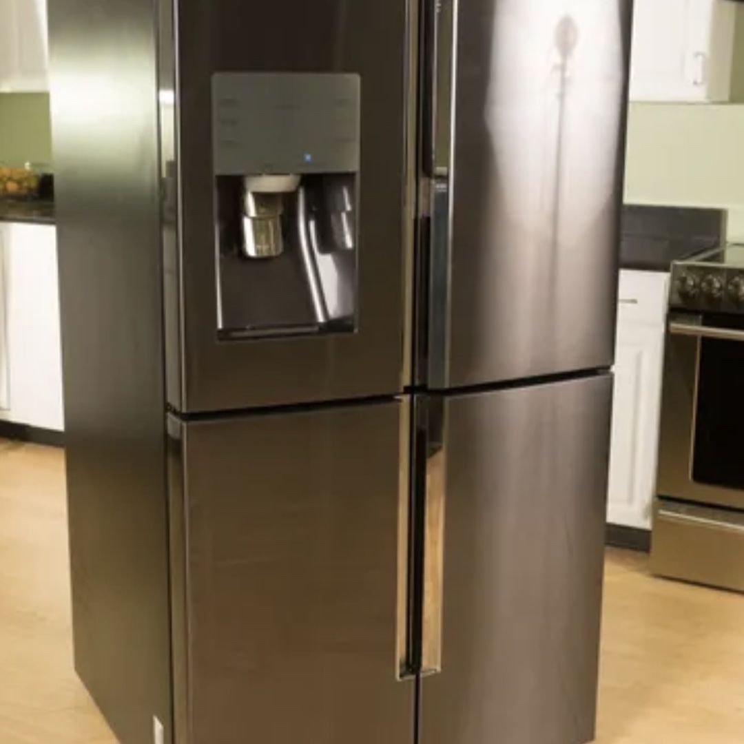 Samsung 4-Door Flex Fridge RF28K9380SG