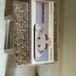 Insignia Charging Dock for Meta Quest 3 And 3S
