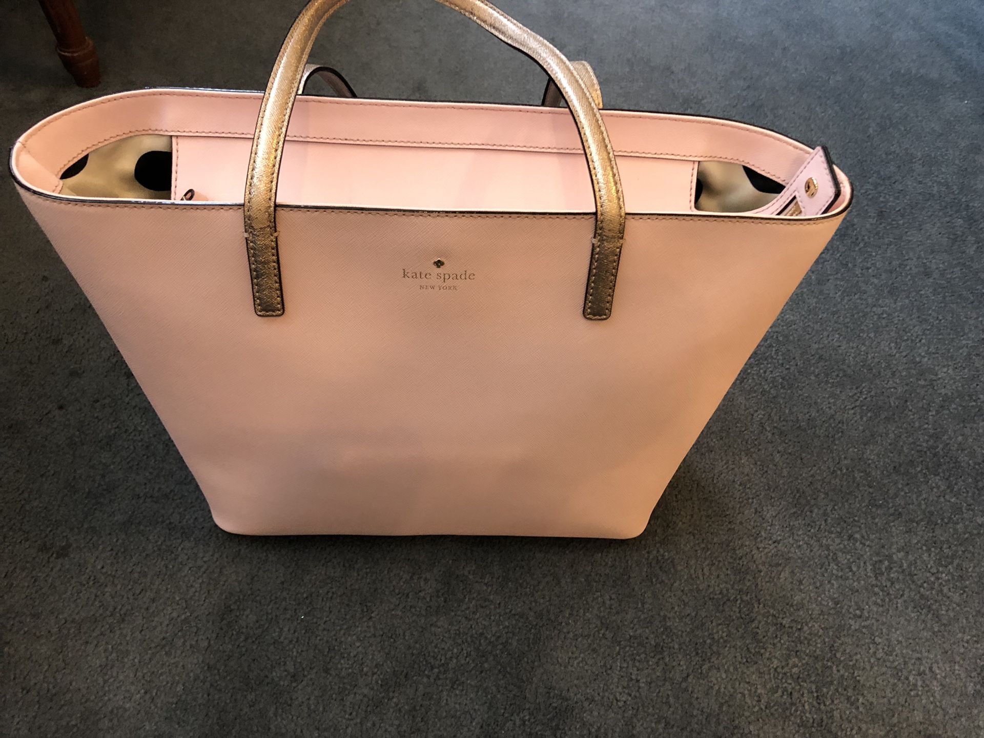 Kate Spade ♠️ beautiful purse t