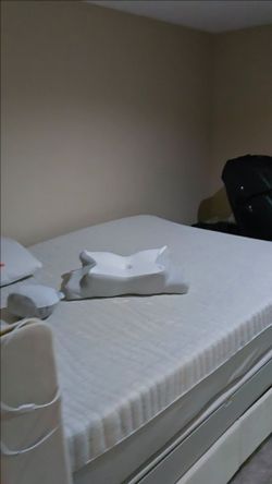 Queen Sleep Number Mattress & Adjustable Frame