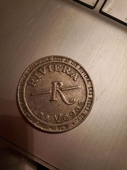 1988 Riviera Las Vegas Vintage $1 Gaming Token