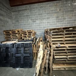 PALLETS