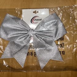 Chasse Cheer Bow