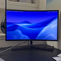 Samsung 24” Curved Monitor 