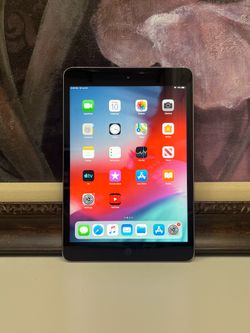 Apple iPad Mini 2nd Gen Black A1489 Tablet 7.9” iOS 12.5.8 16GB - $19