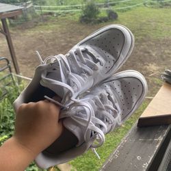 White Nike Air Force Ones Size 6.5 
