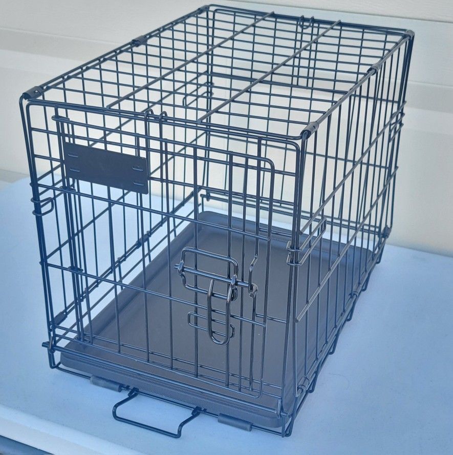 Single Door 18" Long Extra Small Dog Crate Kennel Carrier
