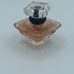 Coco Chanel Mademoiselle L'eau De Privee 1.7 oz for Sale in Long