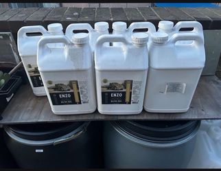 2.5 Gallon Jugs All 7 For $40 (food grade)