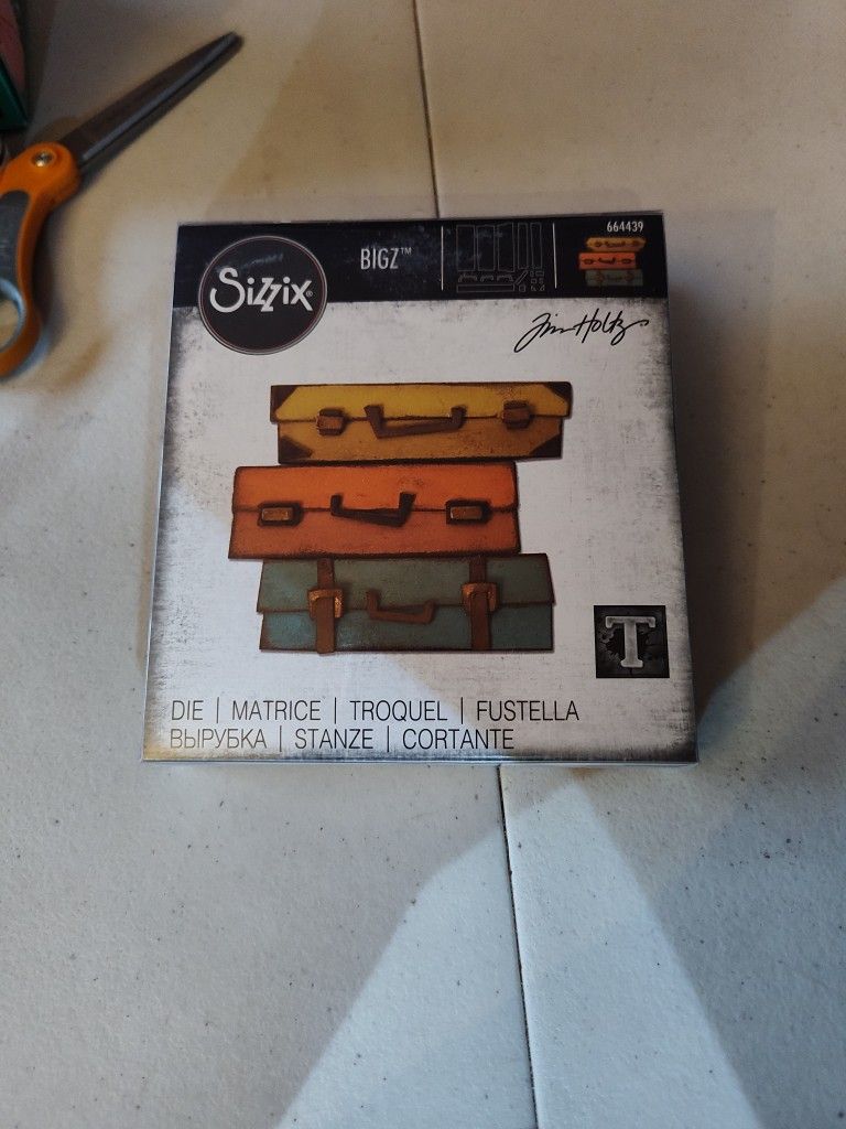 Tim Holtz Sizzix Alterations Bigz Die - Baggage Claim