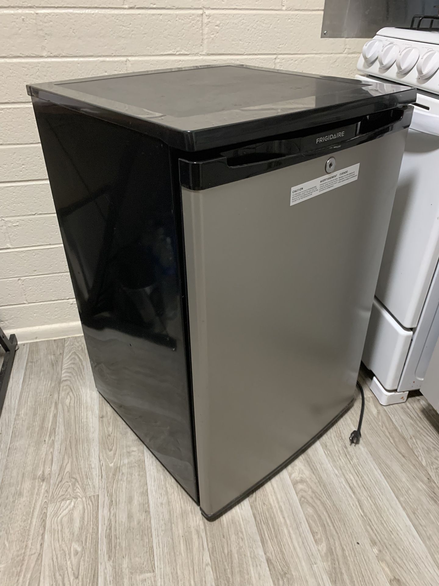 Mini Fridge/Freezer
