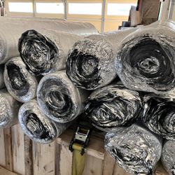 PREMIUM 2MM FOAM PAD WITH SUPERIOR ALUMINUM BACKING FOR EXCELLENT MOISTURE PROTECTION   HEAVIEST AND THICKEST FOAM FLOORING UNDERLAYMENT ON THE MARKET