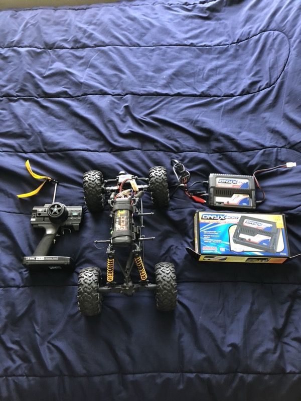 Axial scorpion AX10 scale 1/10 RC crawler !