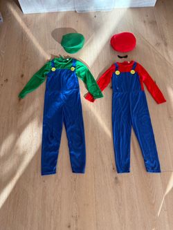 Kids Mario and Luigi costume ( size mario S, Luigi M)
