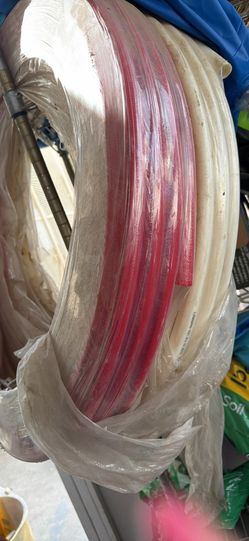 Hot/cold plastics piping