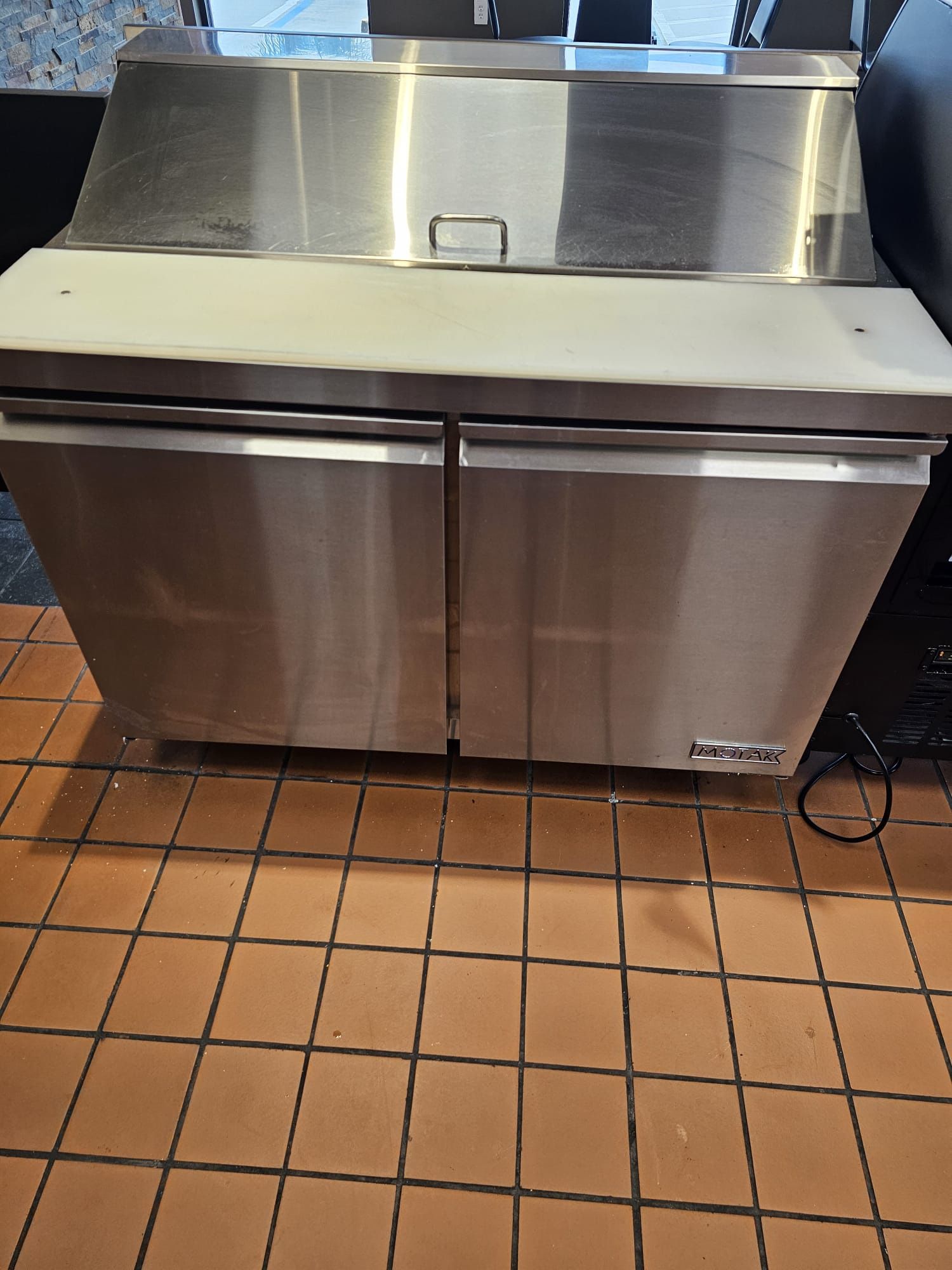 Sandwich Station - Motak - Closing Sale!