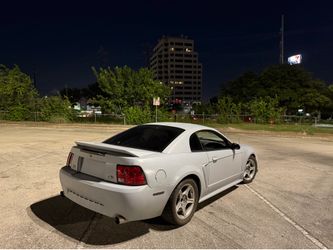 2000 Ford Mustang