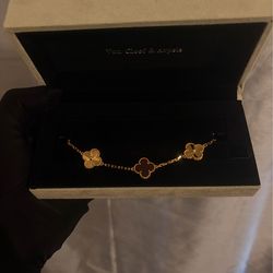 18k Gold Plated Clover Bracelet